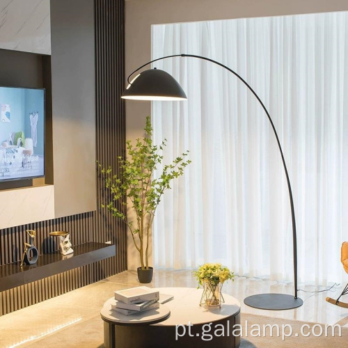 Candeeiro de pé em arco minimalista moderno